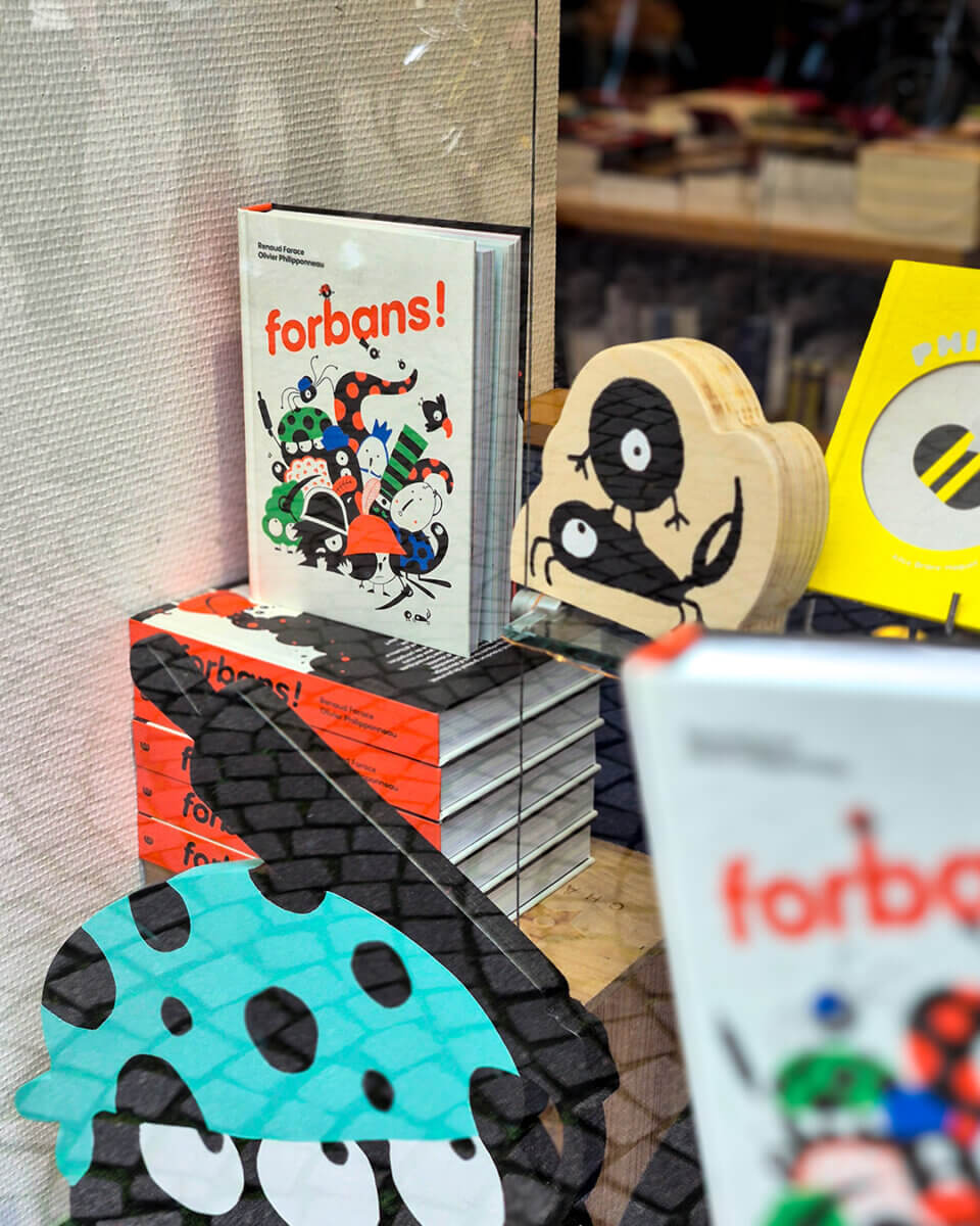 vitrine Forbans de Renaud Farace et Olivier Philipponneau